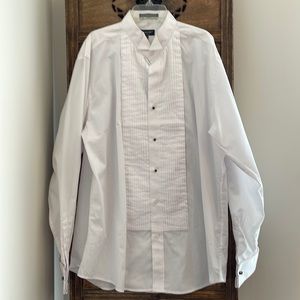 Men’s Tuxedo shirt white. Great condition